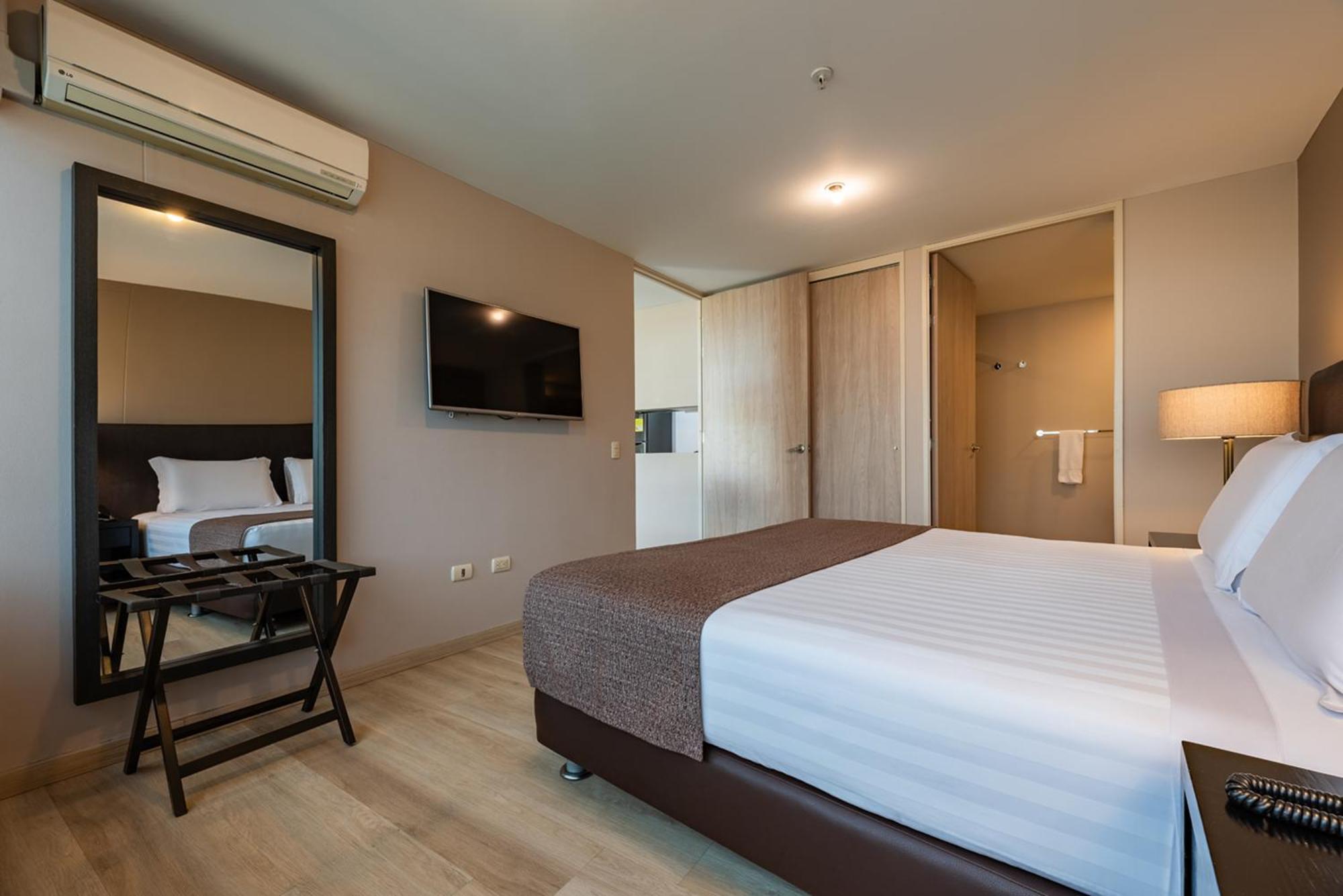 Estelar Apartamentos Medellin Ngoại thất bức ảnh