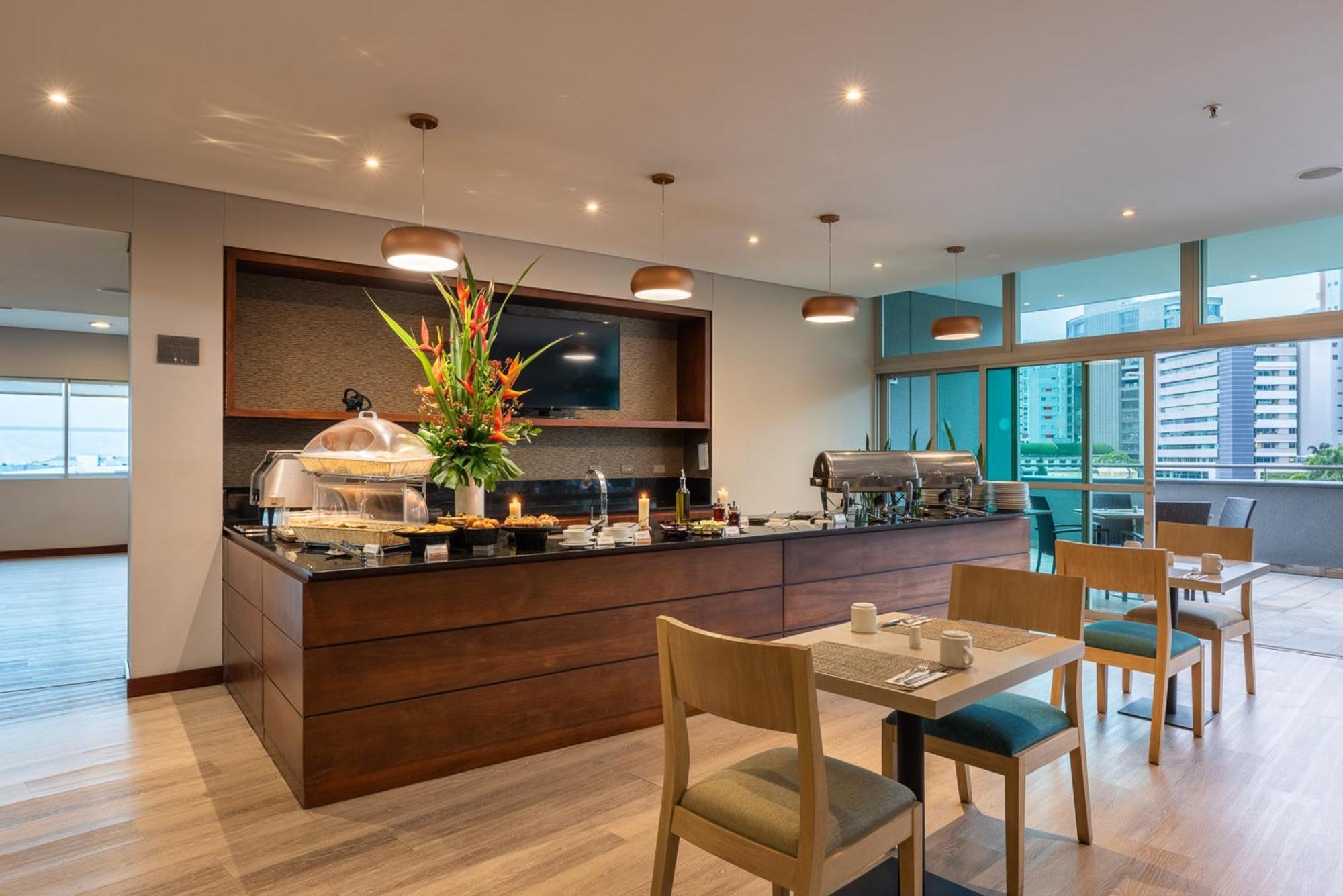 Estelar Apartamentos Medellin Ngoại thất bức ảnh