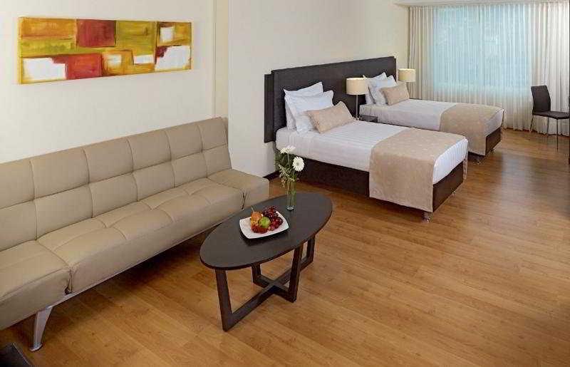 Estelar Apartamentos Medellin Ngoại thất bức ảnh